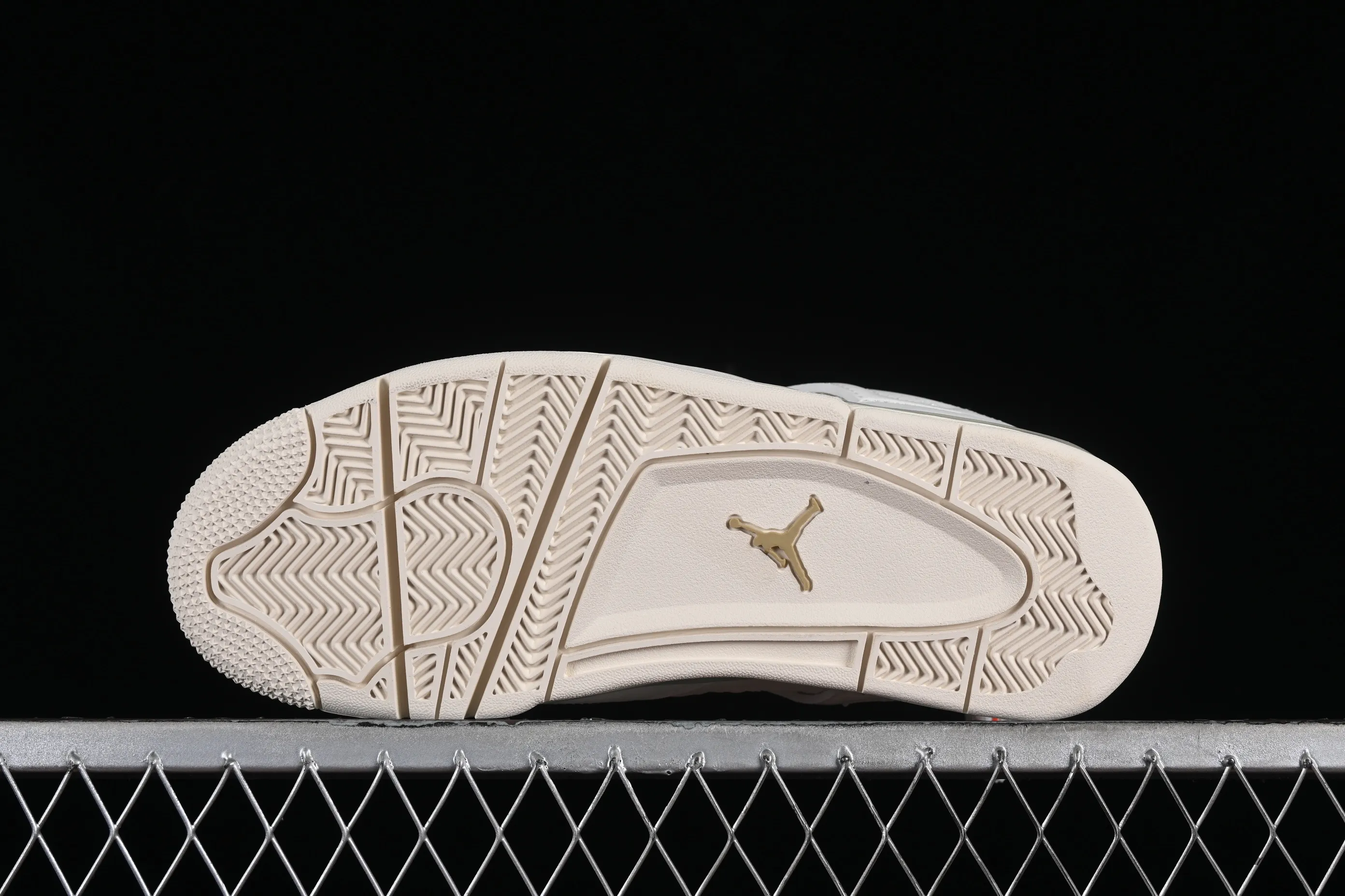 All categories Air Jordan Jordan series basketball shoes Air Jordan 4 C version Air Jordan 4 Retro "Metallic Gold" AJ4 Joe 4 meters white gold AQ9129-170